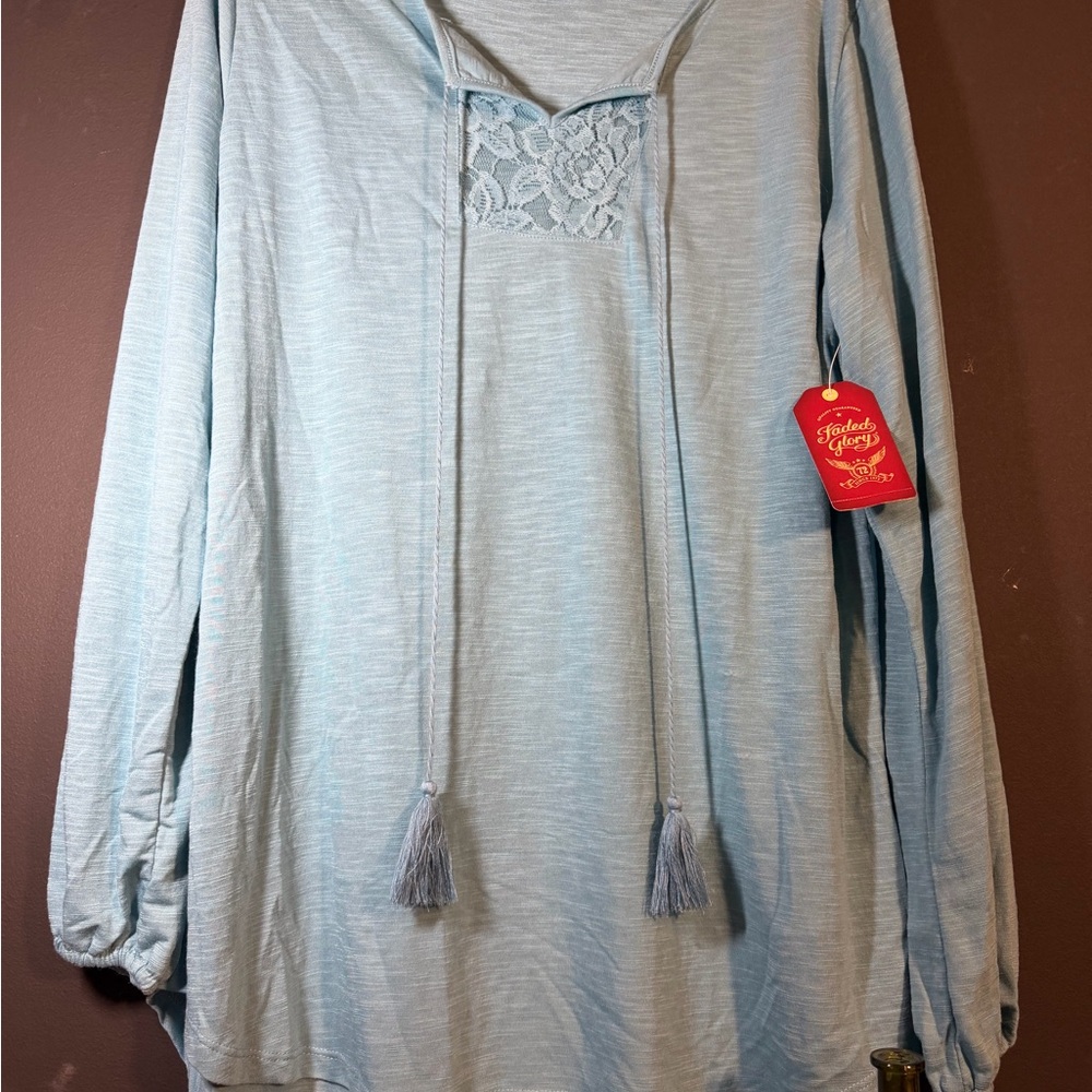 Faded Glory Long Sleeve Top. NWT - Picture 2 of 7